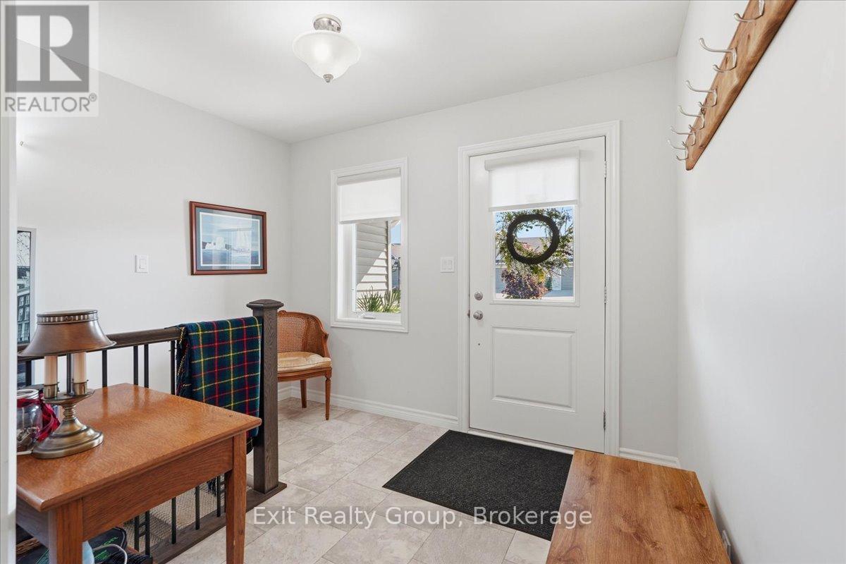 30 Sandhu Crescent Property Photo 3