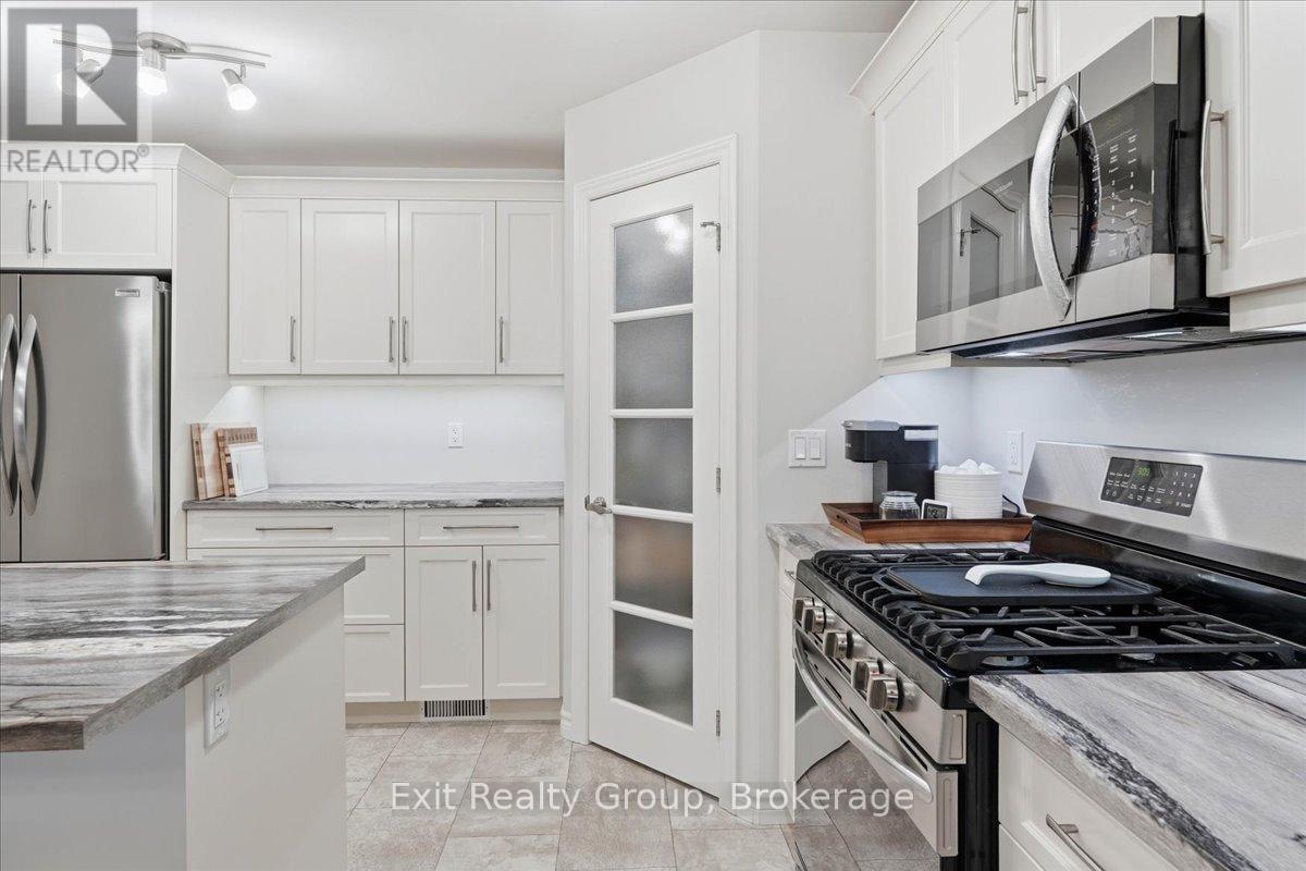 30 Sandhu Crescent Property Photo 6
