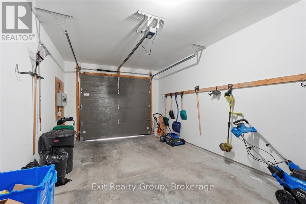 30 Sandhu Crescent Property Photo 22