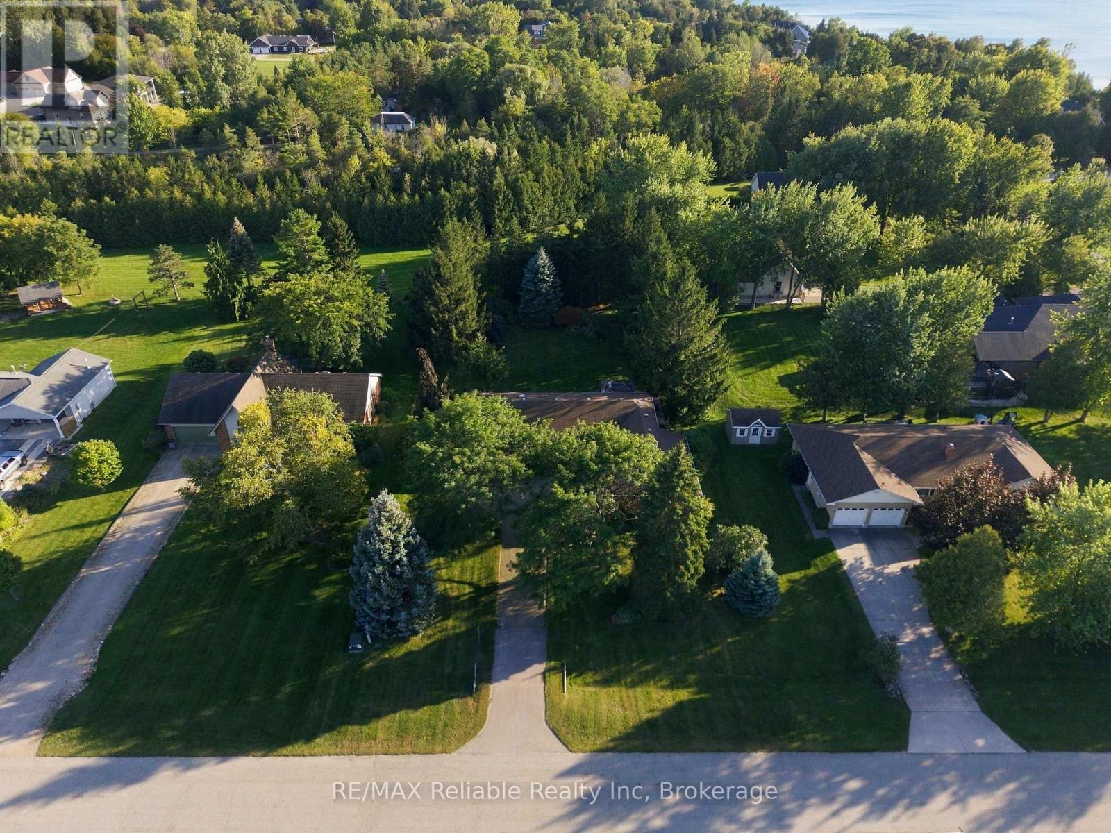 33895 Bissonette Avenue Property Photo 7