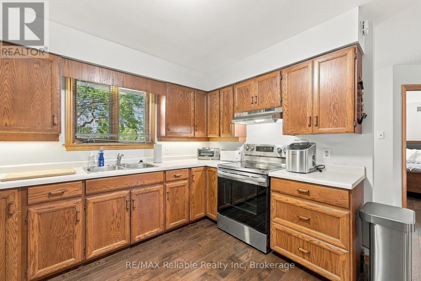 33895 Bissonette Avenue Property Photo 15