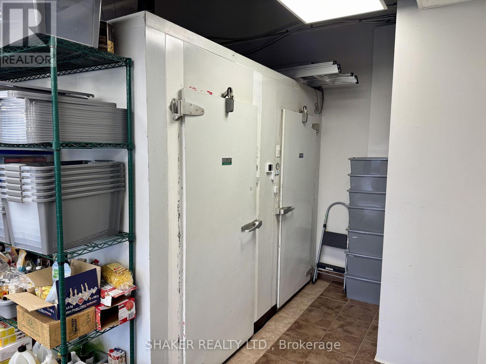 3 - 5360 Canotek Road Property Photo 16