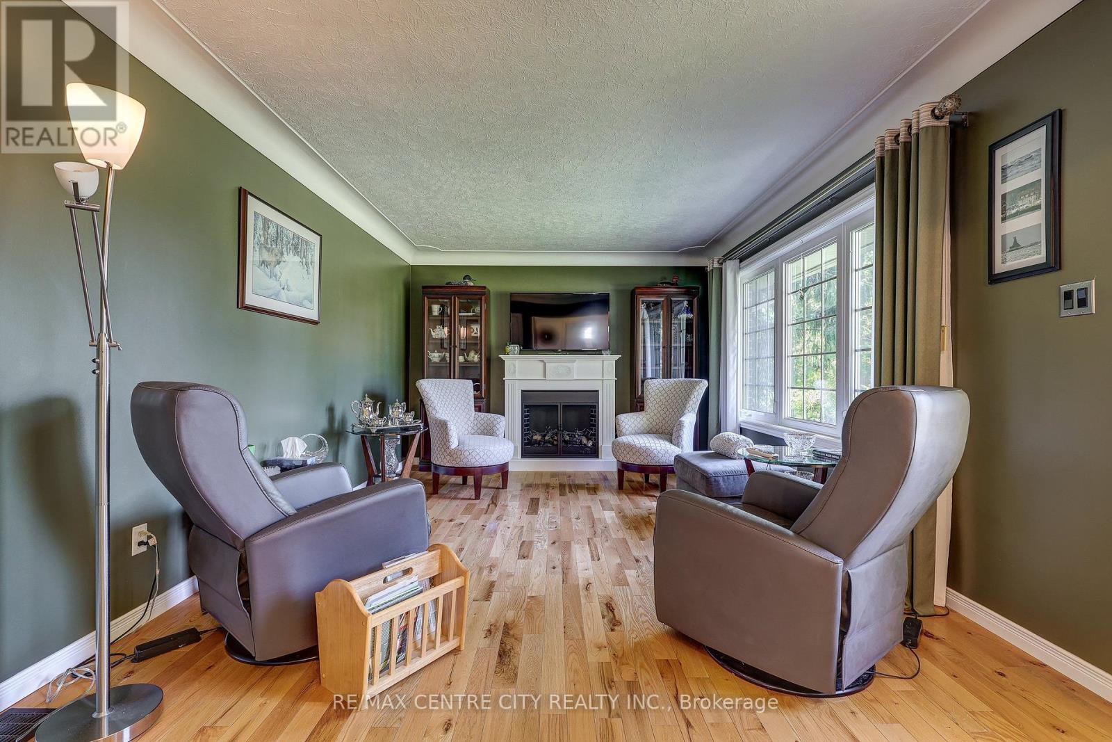 4766 Sunset Road Property Photo 18