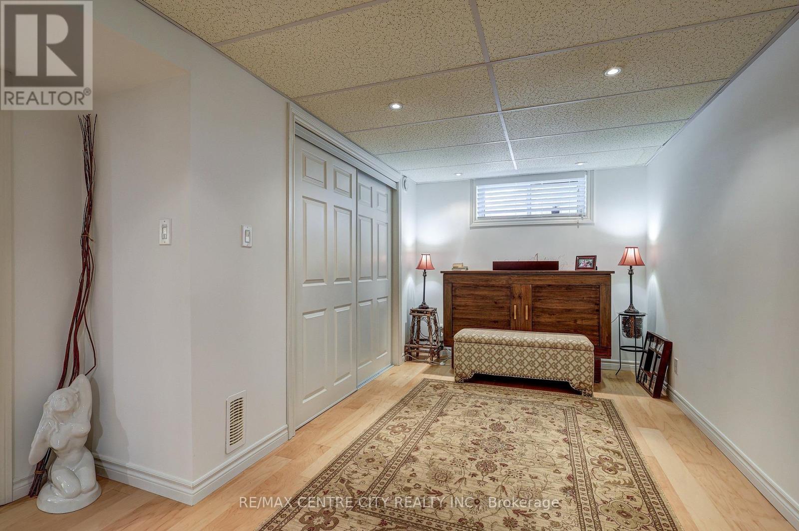 4766 Sunset Road Property Photo 34