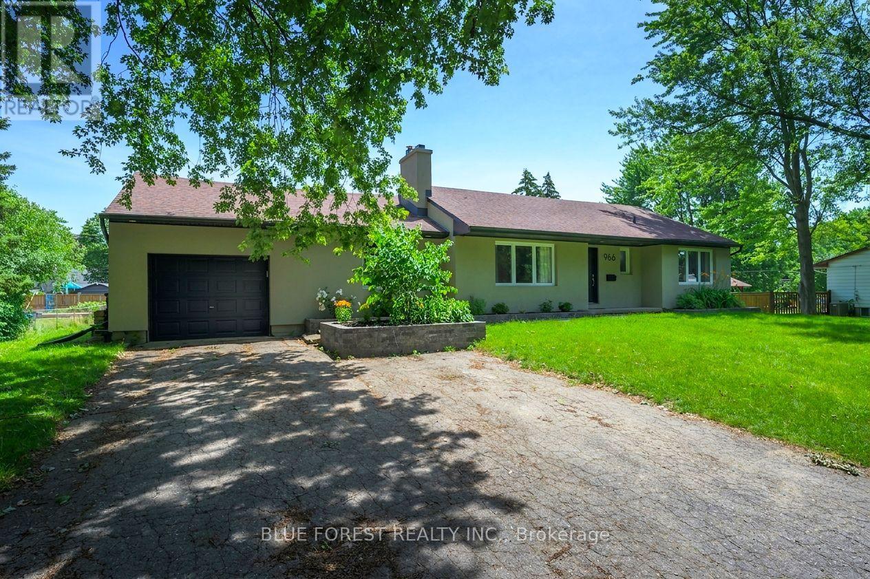 966 Glenbanner Road Property Photo 2