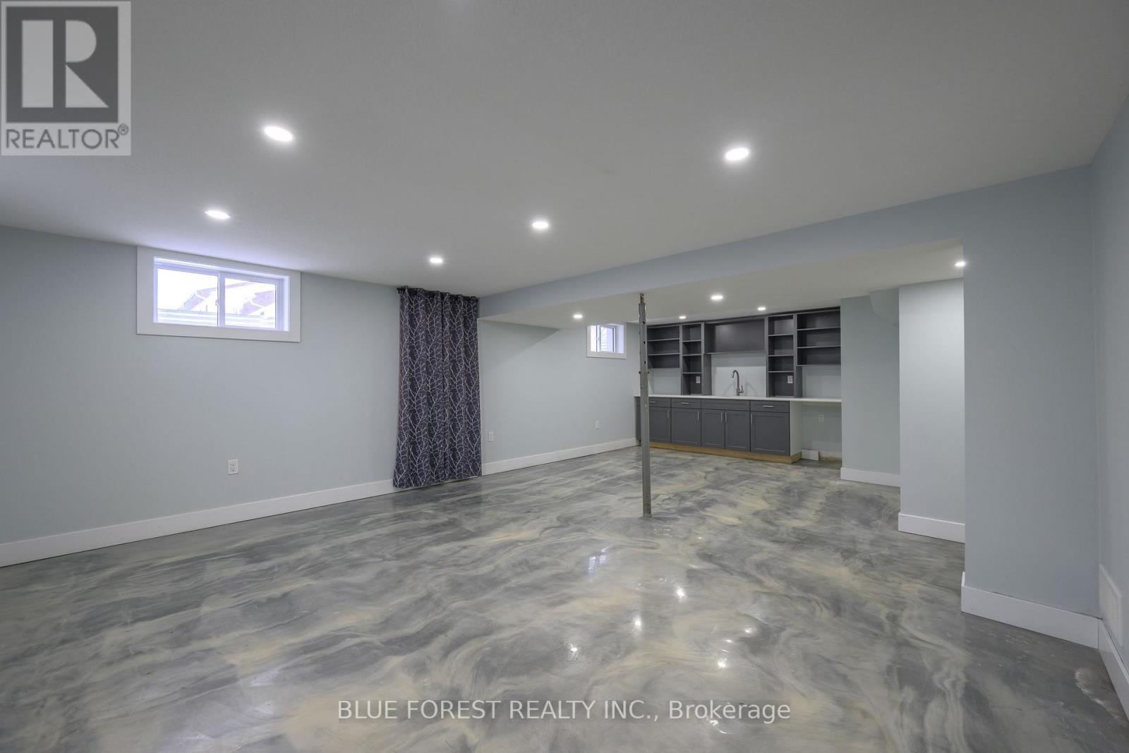 966 Glenbanner Road Property Photo 27