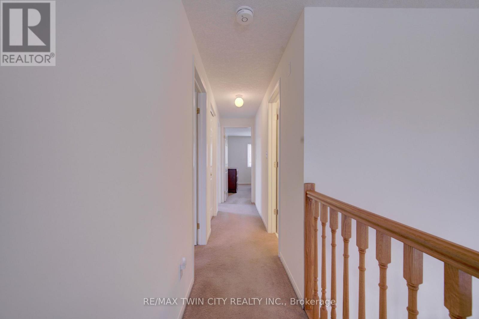 1064 Copper Leaf Crescent Property Photo 20
