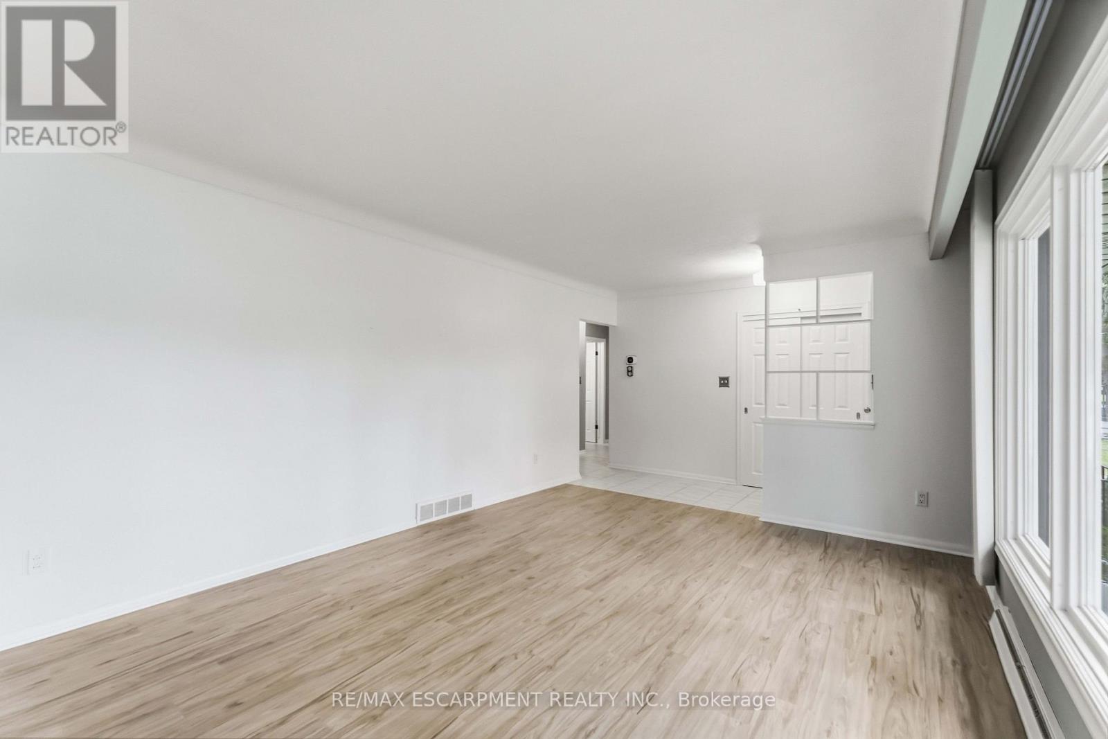 4 Regina Avenue Property Photo 7