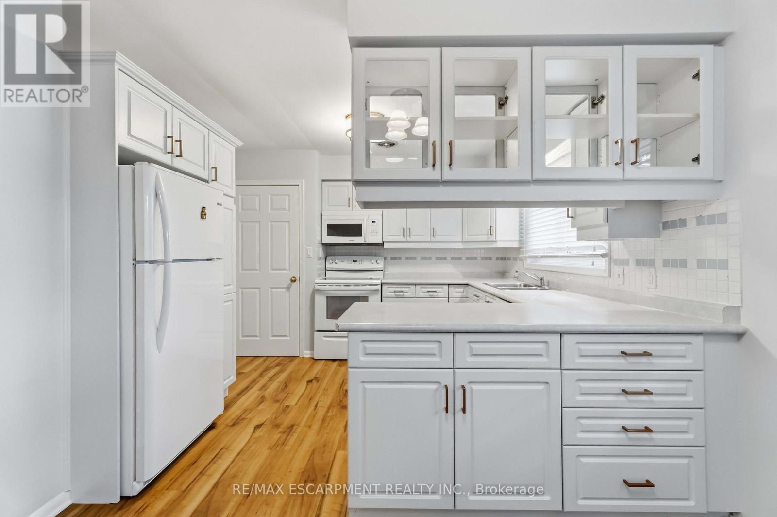 4 Regina Avenue Property Photo 11