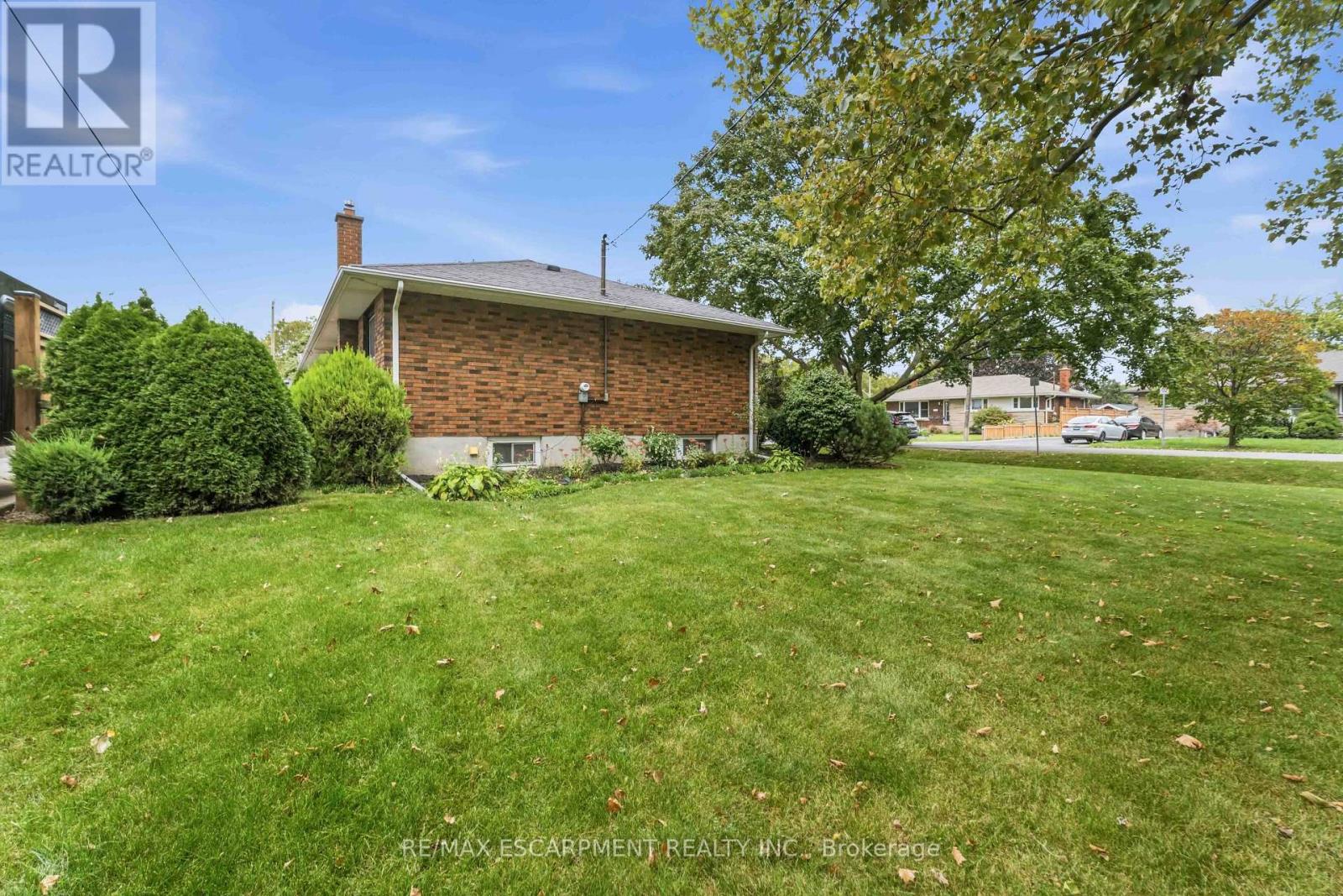 4 Regina Avenue Property Photo 23