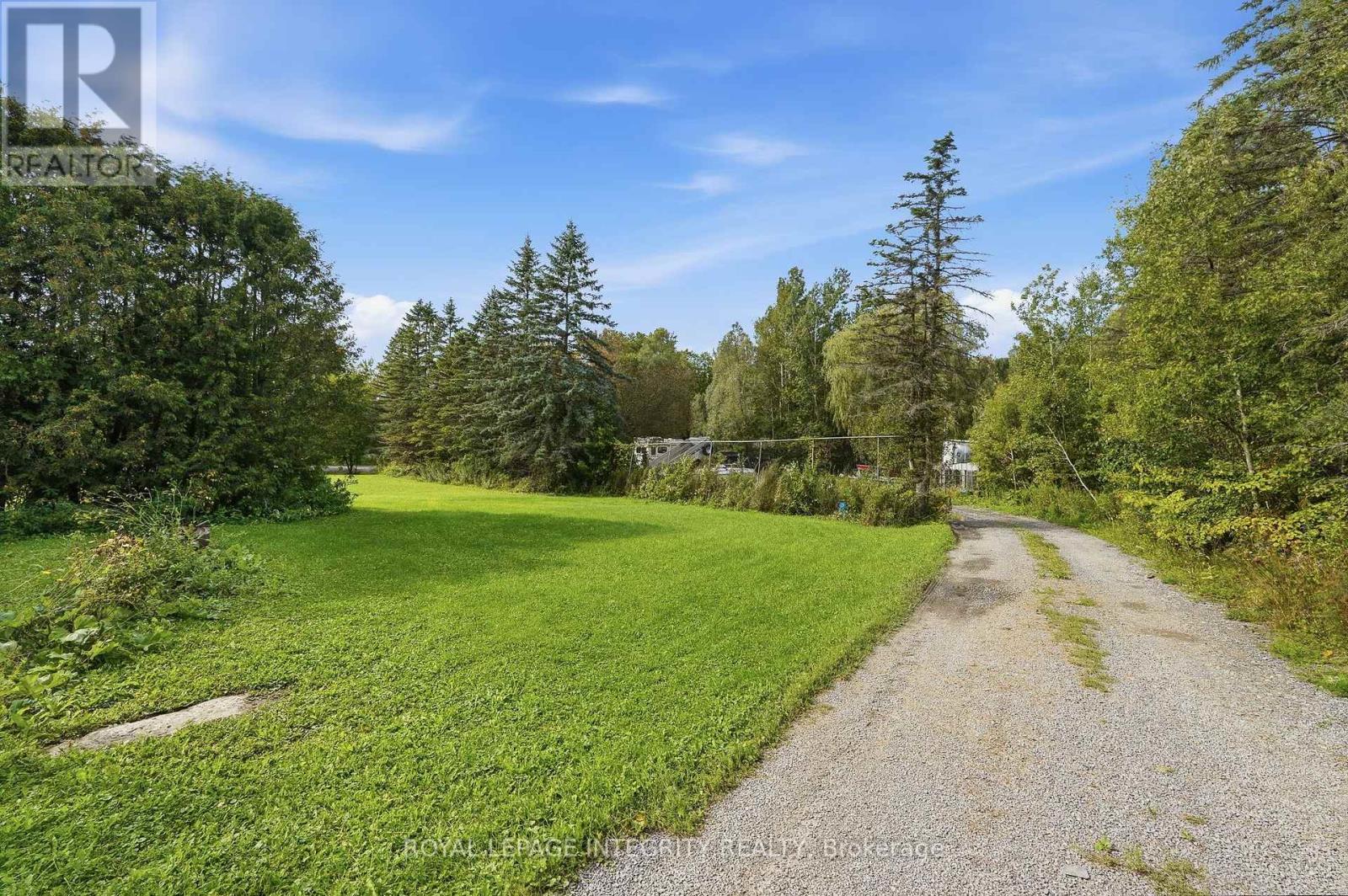 4417 Navan Road Property Photo 4