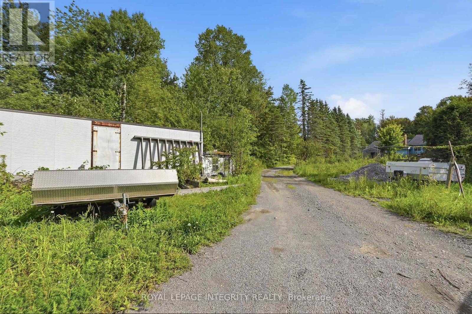 4417 Navan Road Property Photo 8