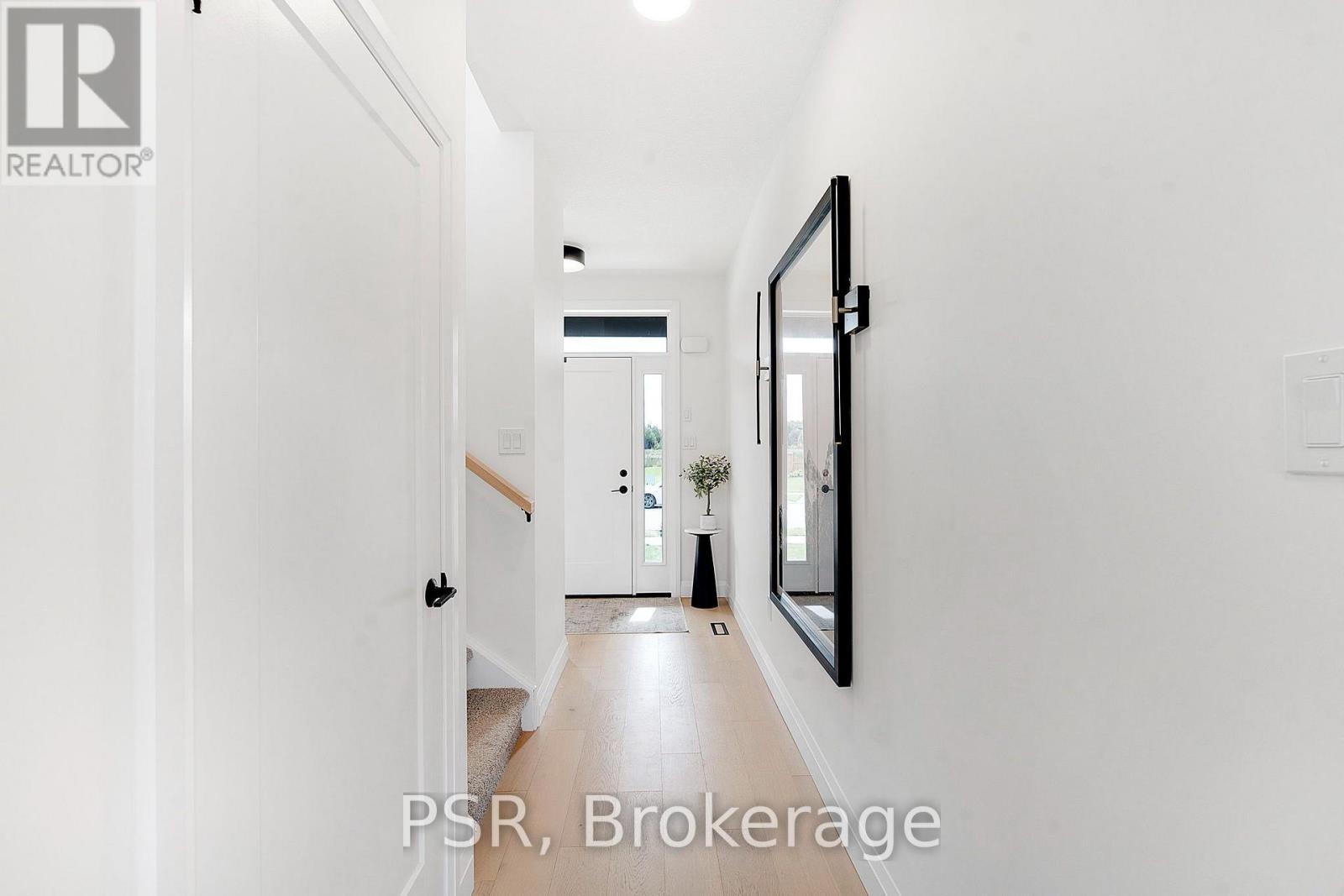 50 Heron Point Lane Property Photo 3