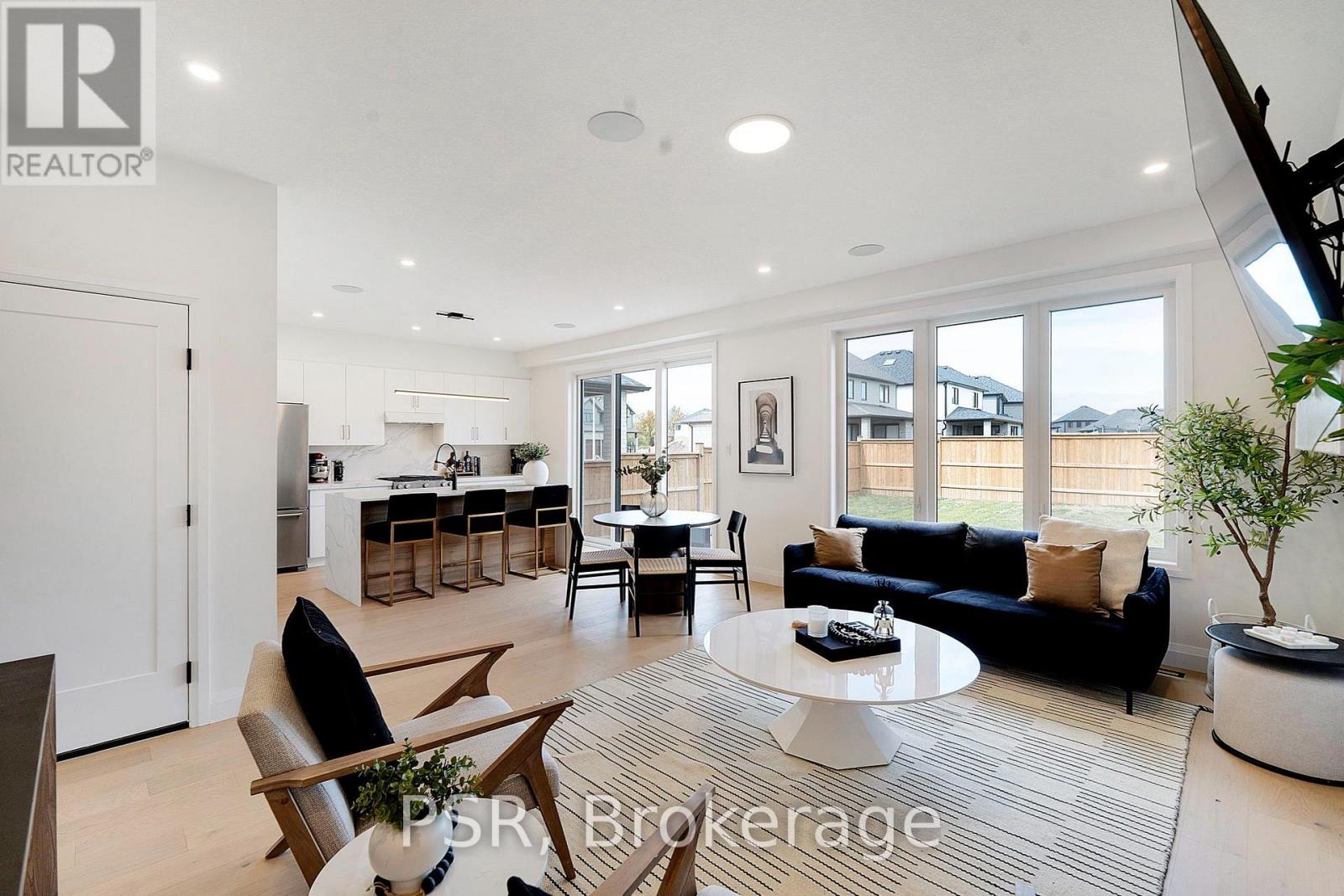 50 Heron Point Lane Property Photo 8