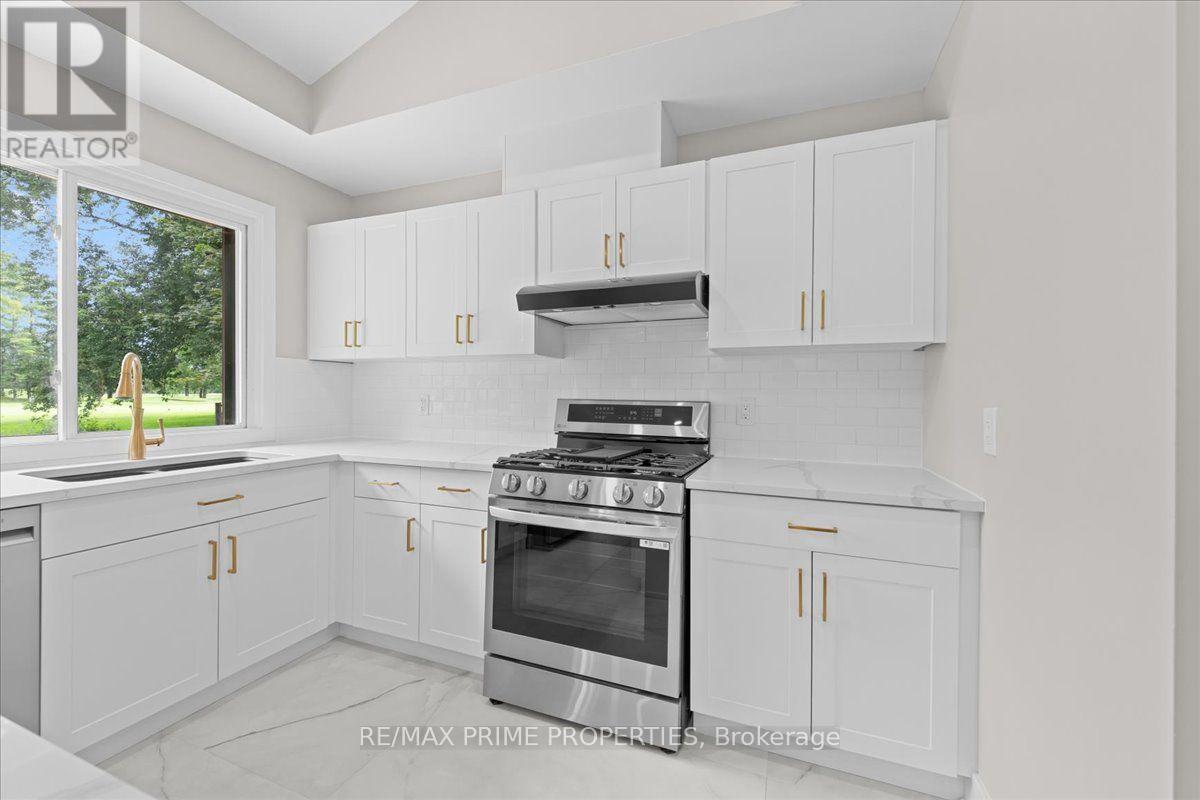 6636 Marina Drive Property Photo 11
