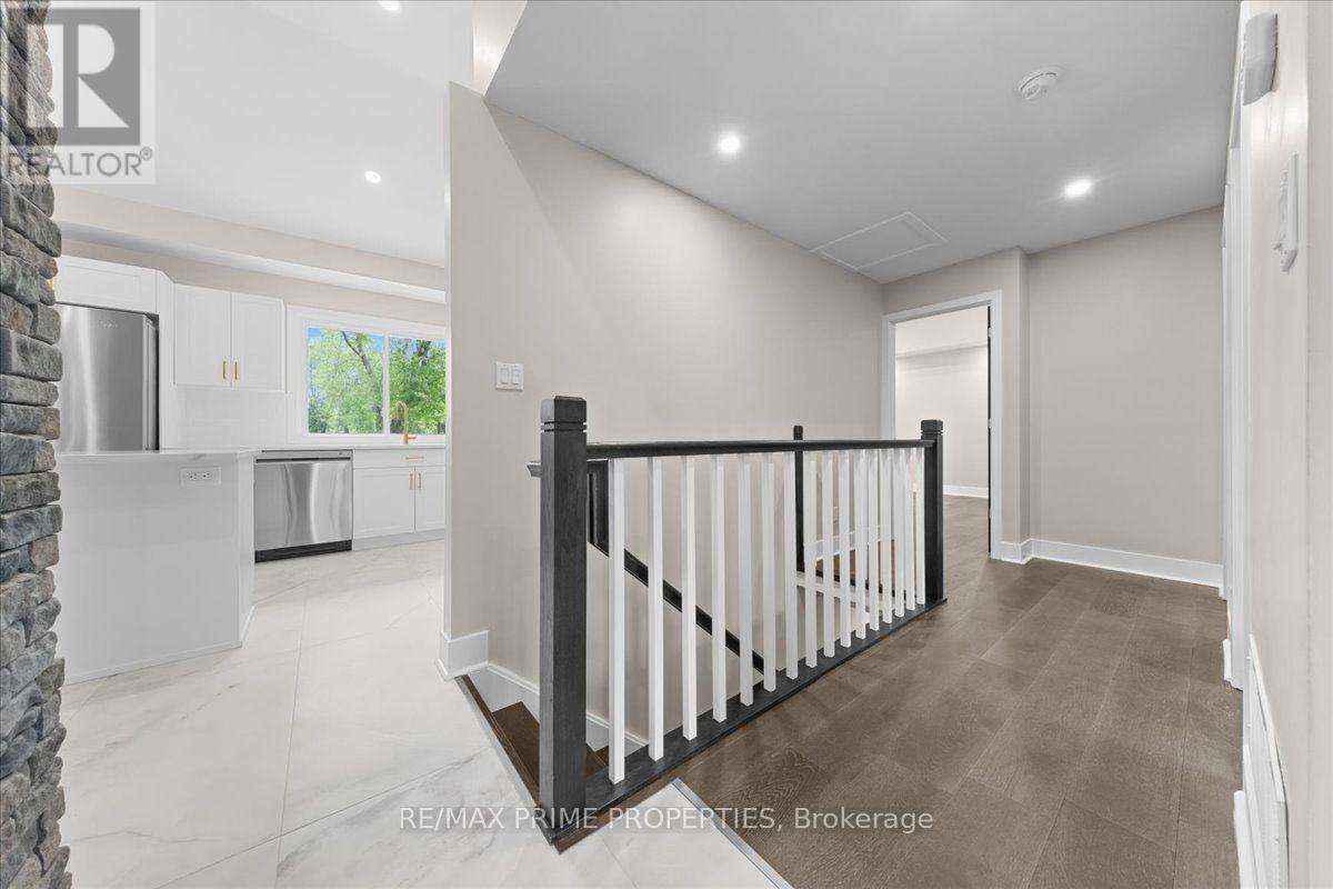 6636 Marina Drive Property Photo 16