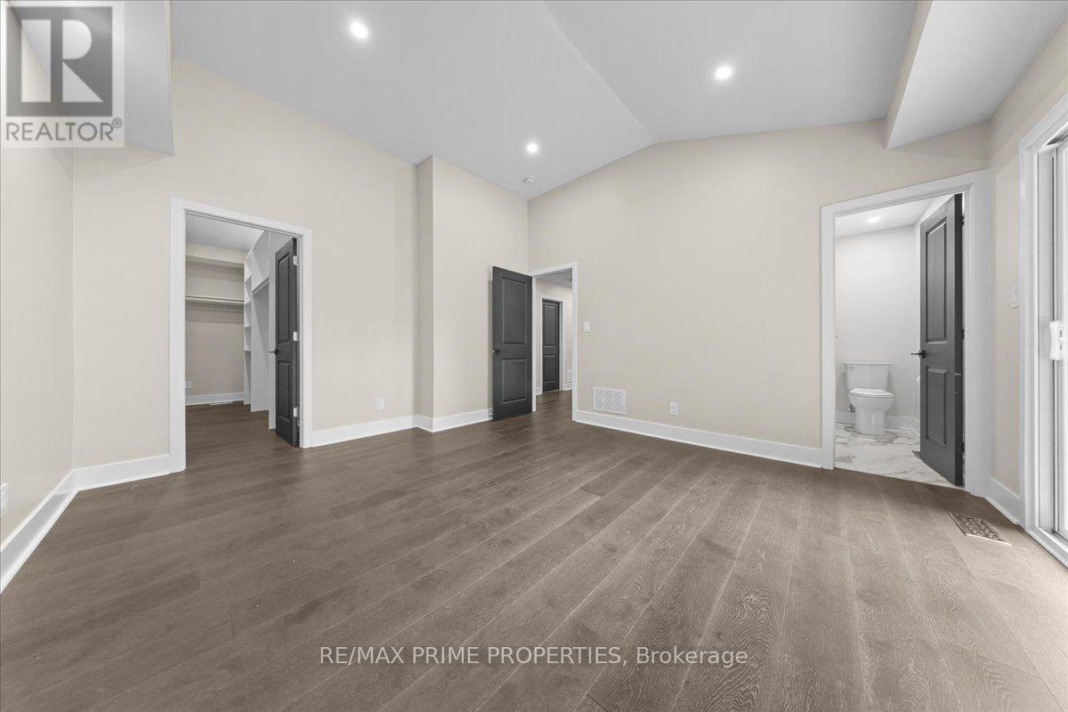 6636 Marina Drive Property Photo 21