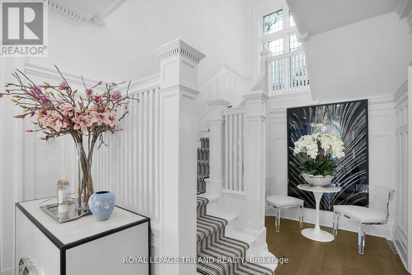 512 Colborne Street Property Photo 14