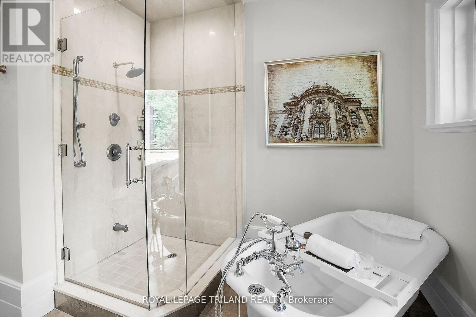 512 Colborne Street Property Photo 29