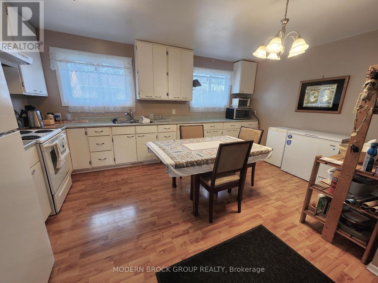 944 Mackenzie Road Property Photo 11