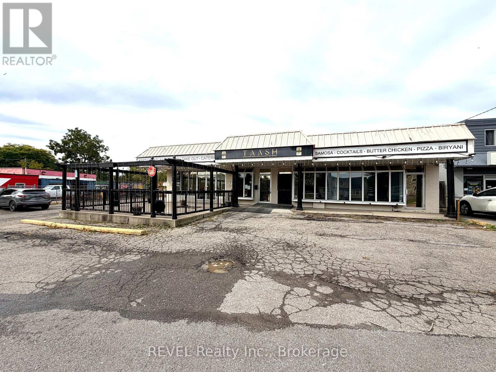 547-549 Ontario Street Property Photo 16
