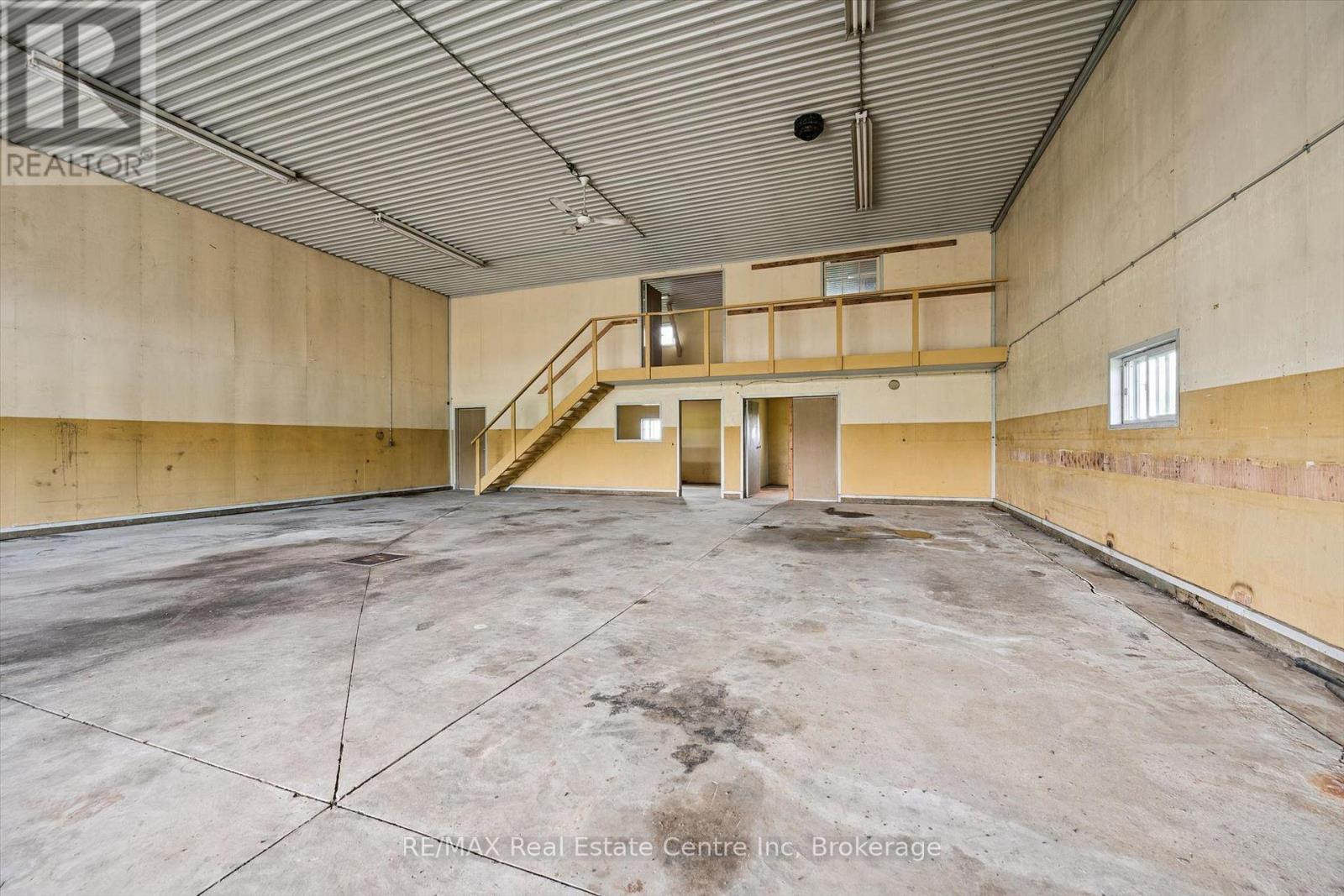 8449 Line 2 Property Photo 8