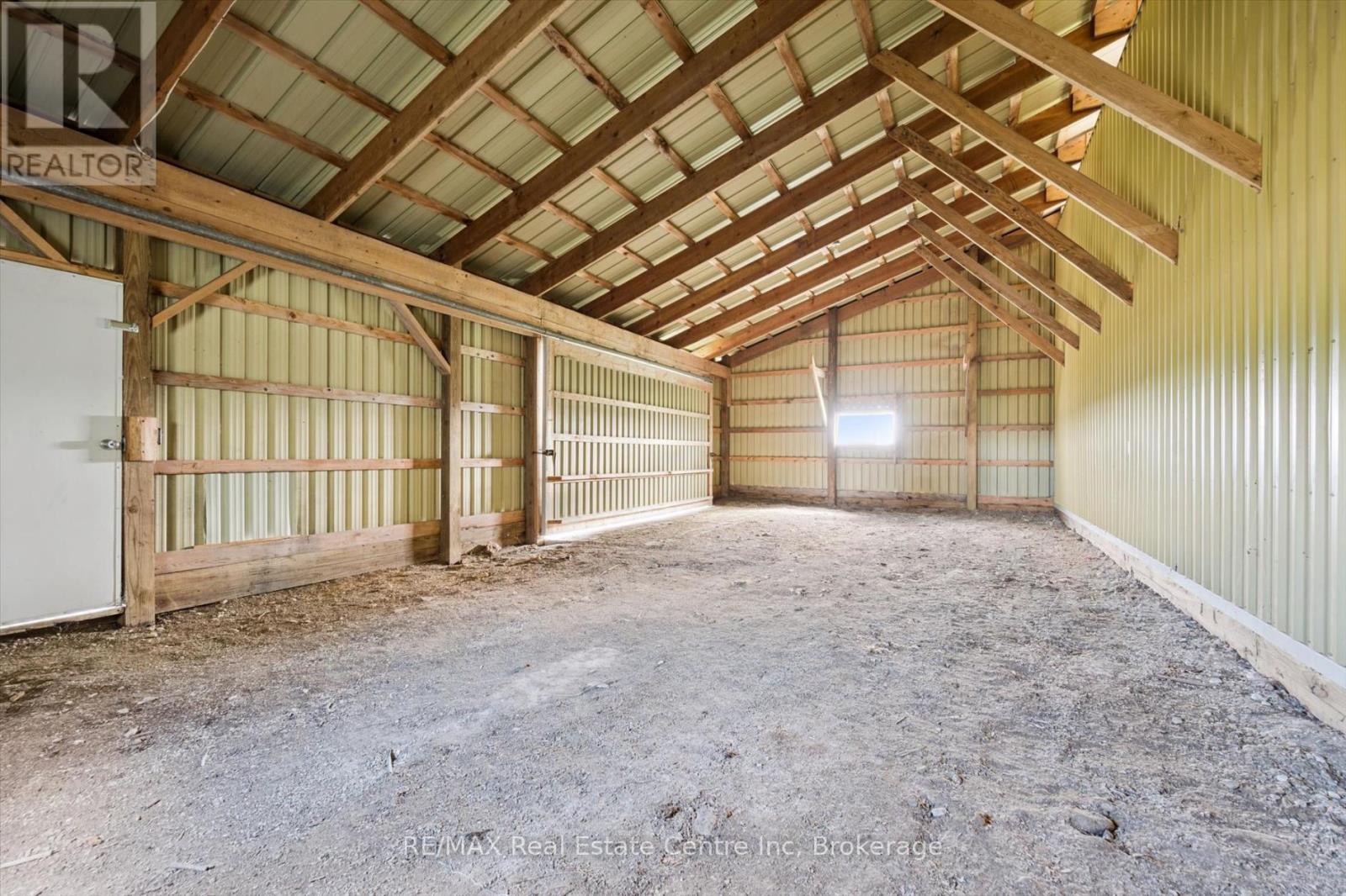 8449 Line 2 Property Photo 13