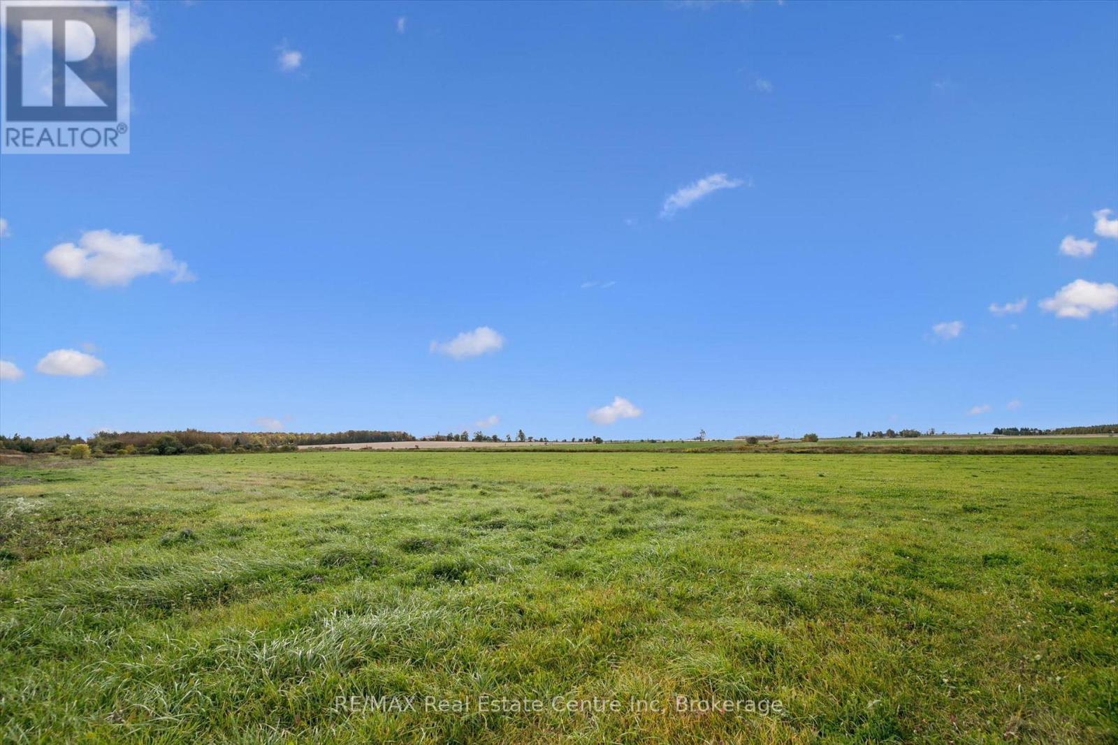 8449 Line 2 Property Photo 15