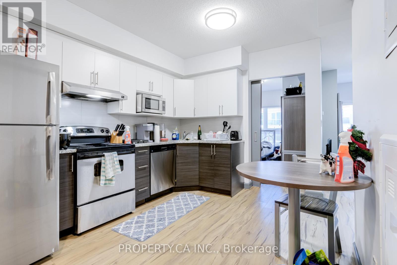 161 - 258a Sunview Street Property Photo 6