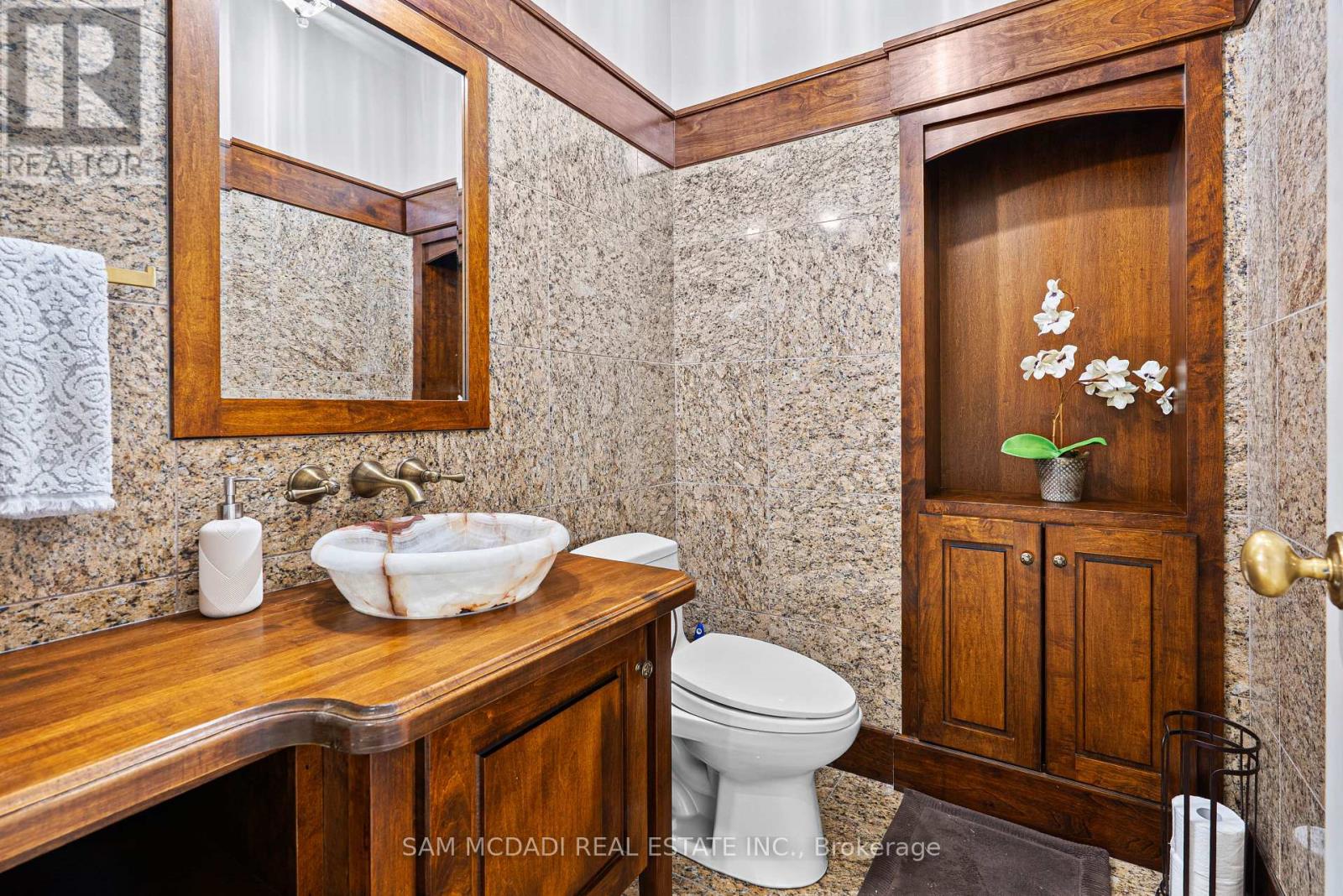 755557 2nd Line E Property Photo 18