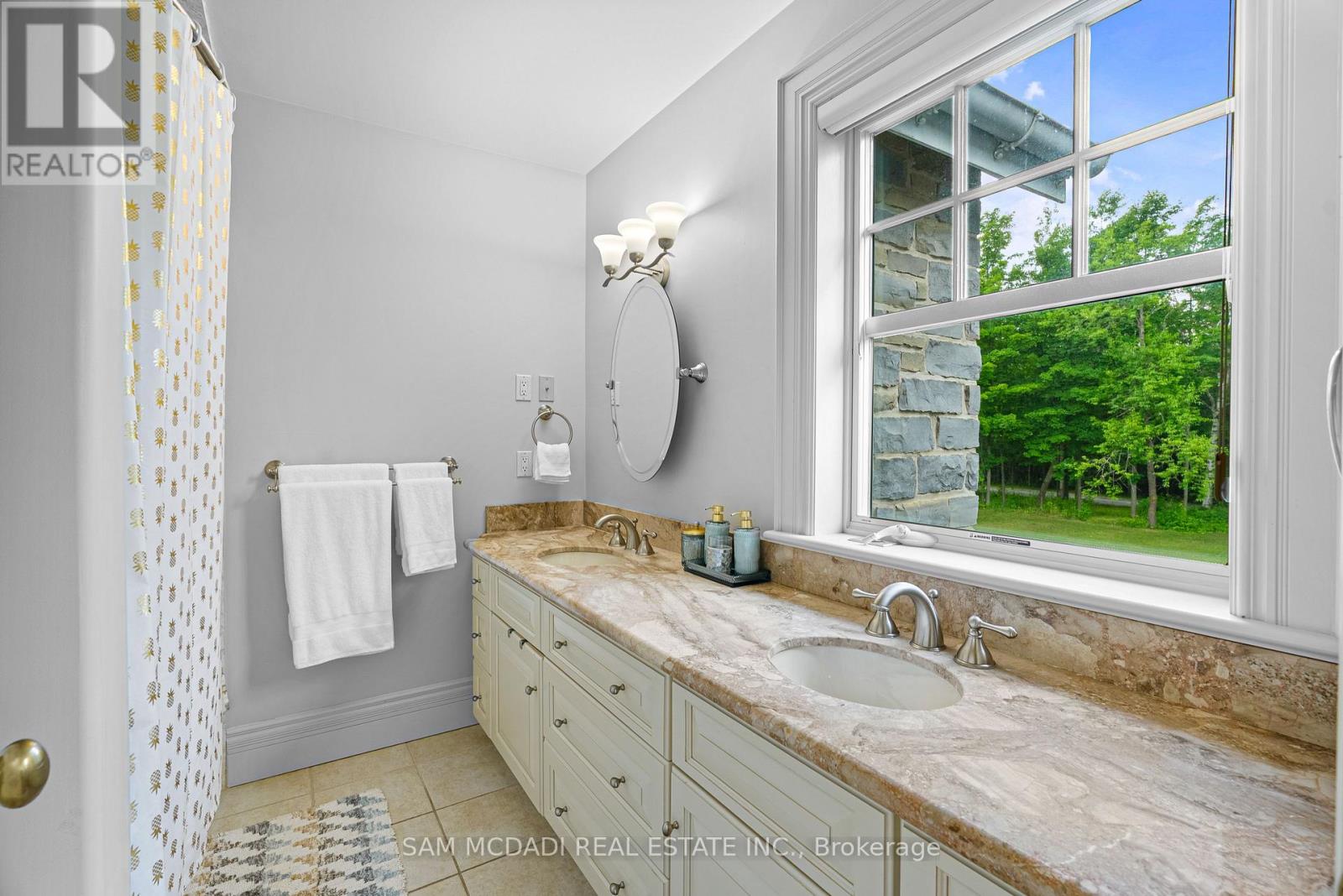 755557 2nd Line E Property Photo 21
