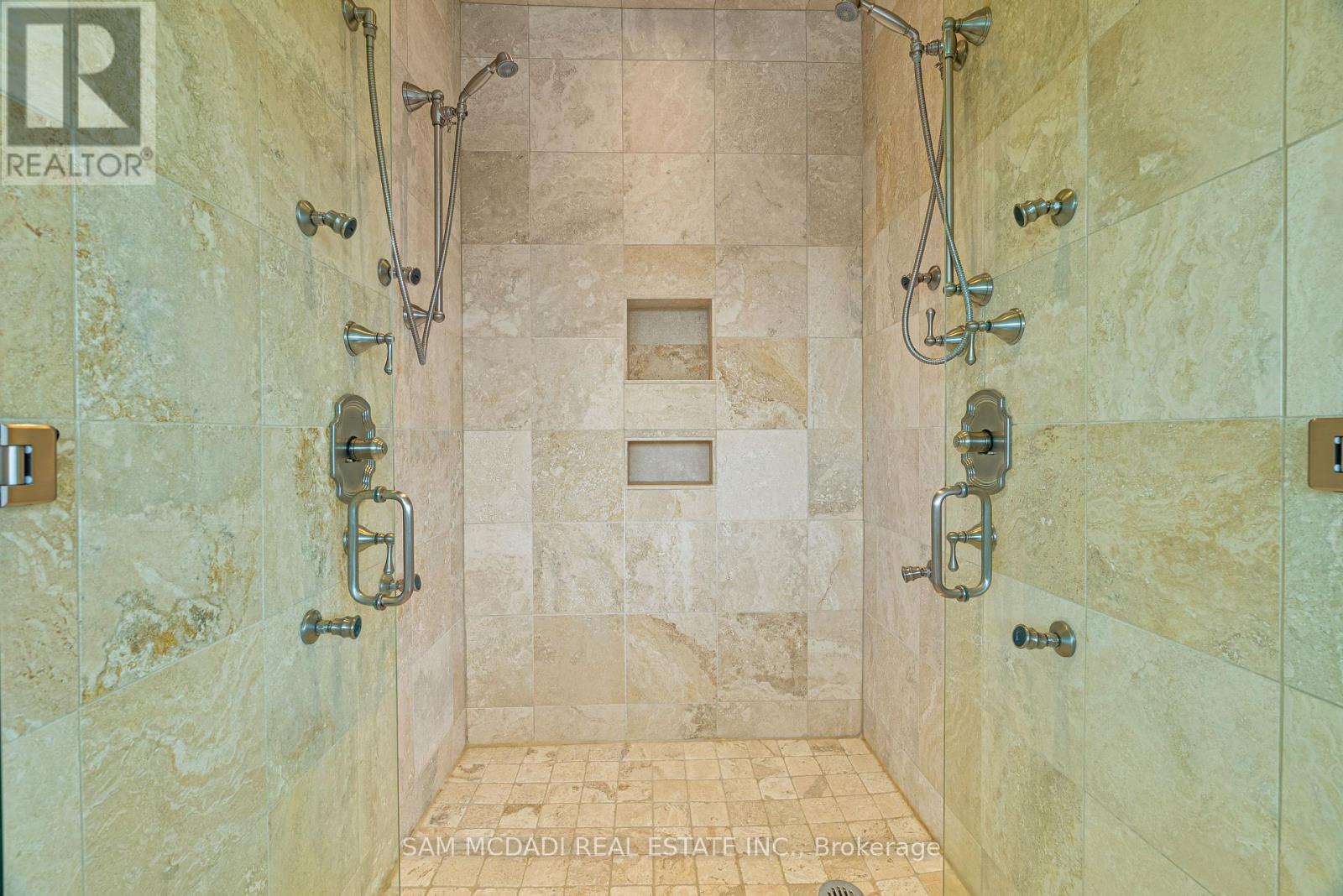 755557 2nd Line E Property Photo 26