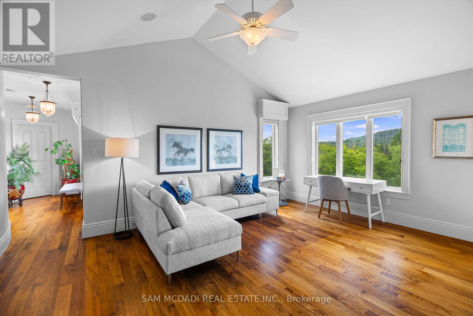 755557 2nd Line E Property Photo 27