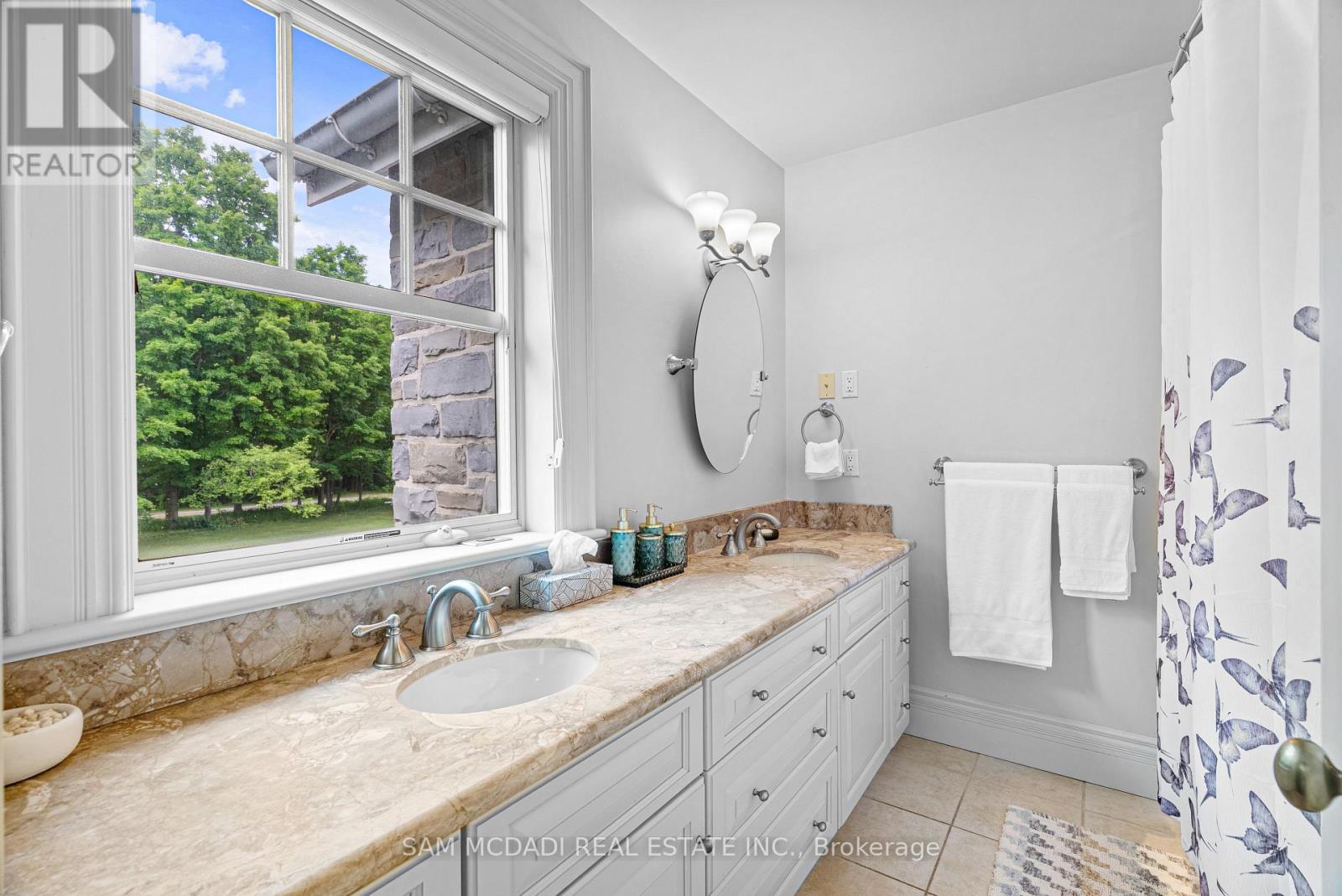 755557 2nd Line E Property Photo 32