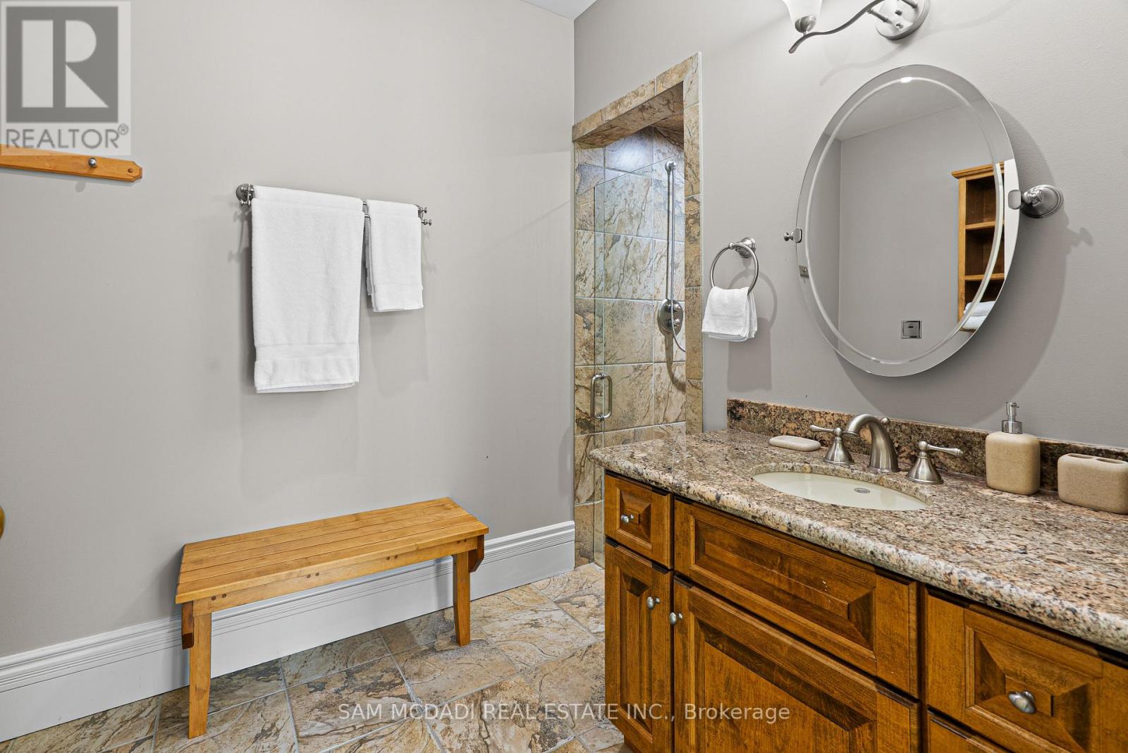 755557 2nd Line E Property Photo 38