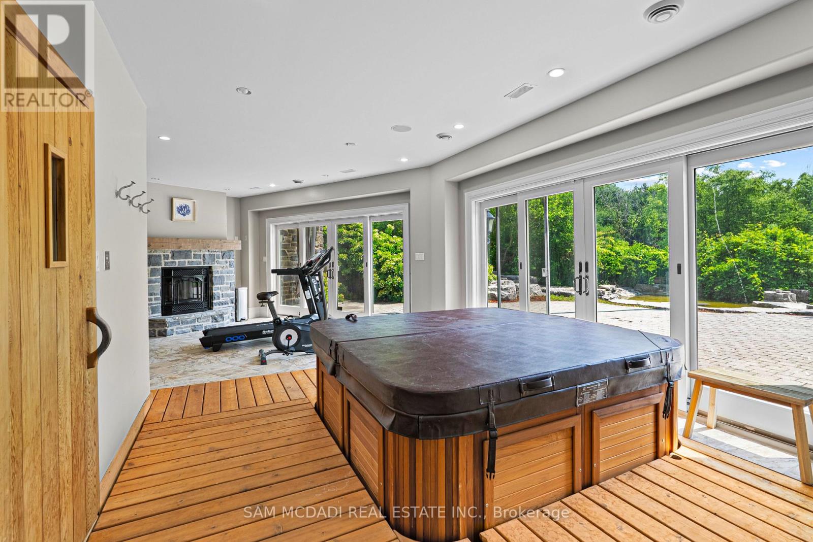 755557 2nd Line E Property Photo 39