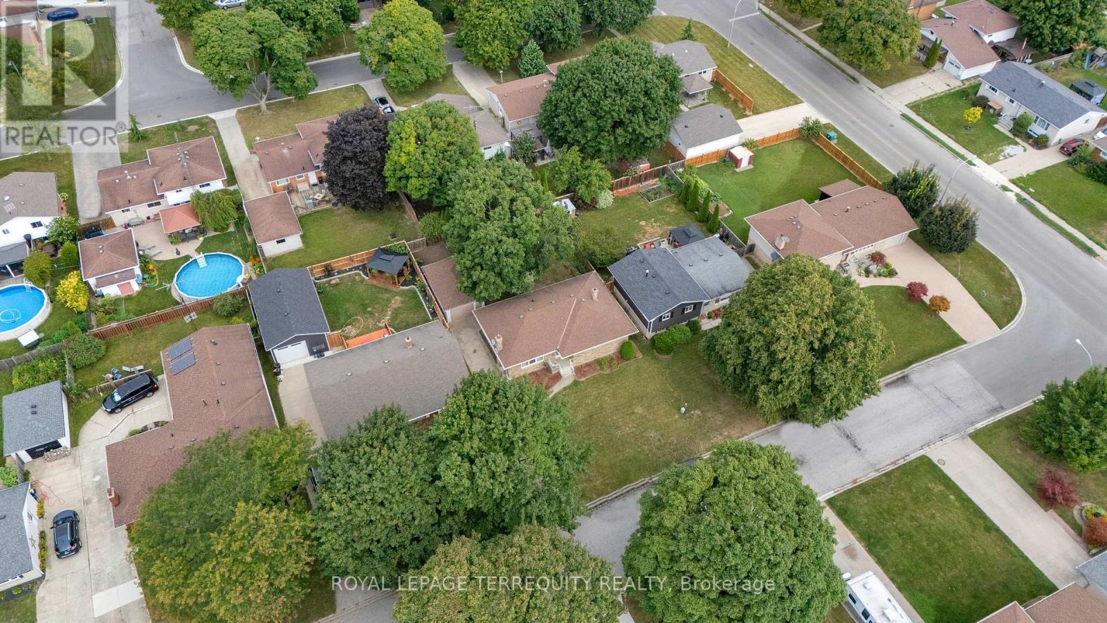 126 Partridge Crescent Property Photo 36
