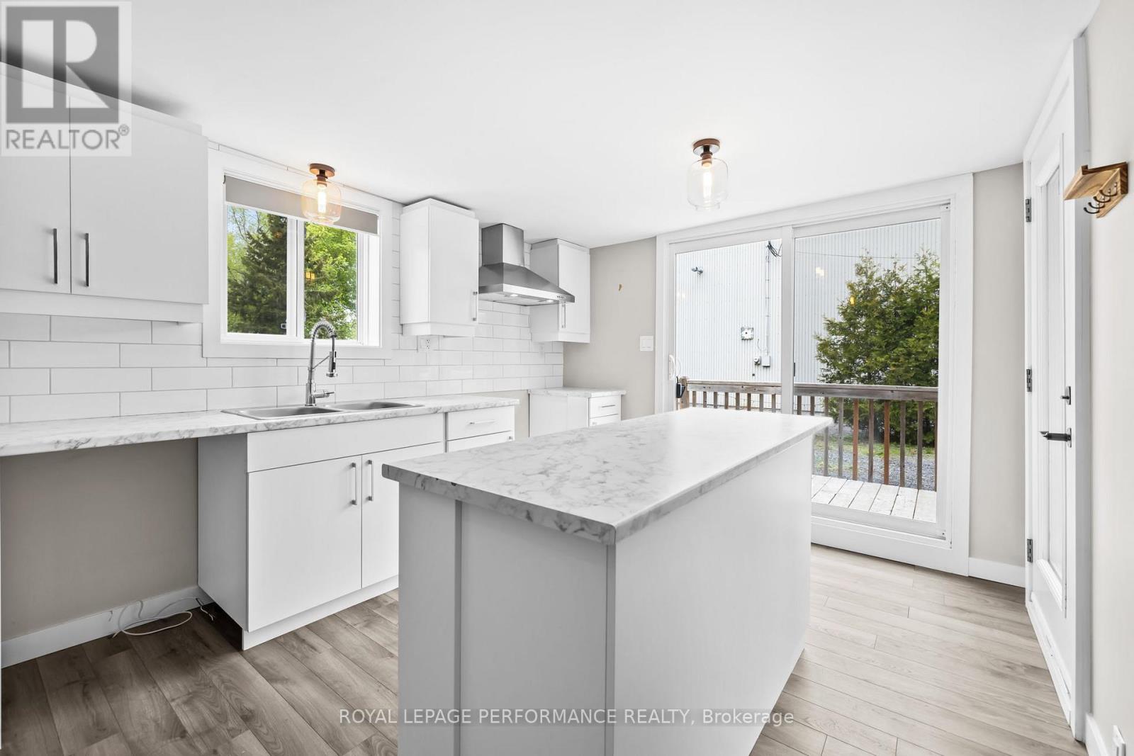 6 Spring Street Property Photo 9