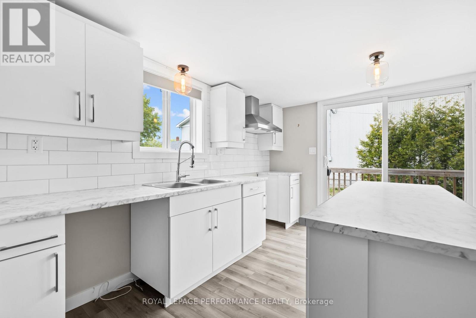 6 Spring Street Property Photo 10