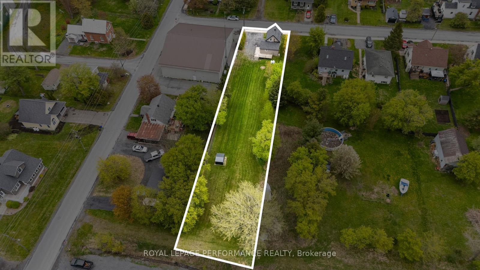 6 Spring Street Property Photo 43