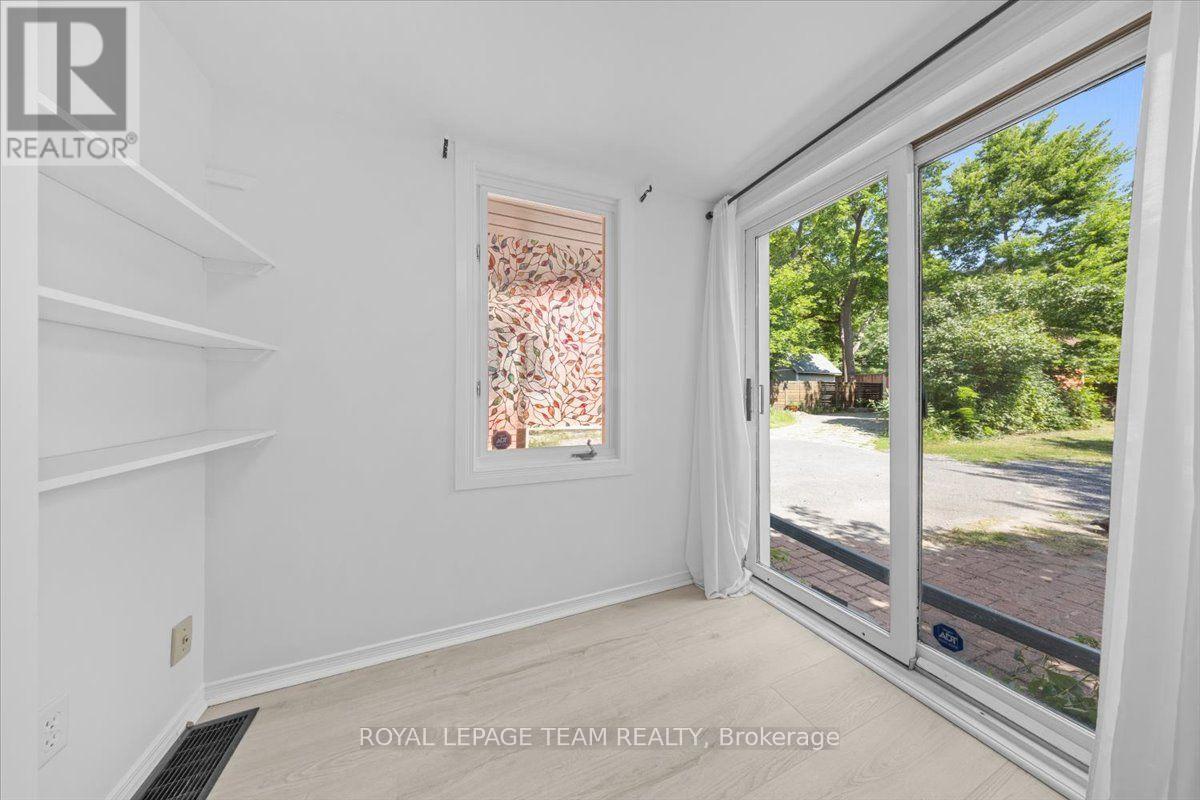 135 Upper Lorne Place Property Photo 19