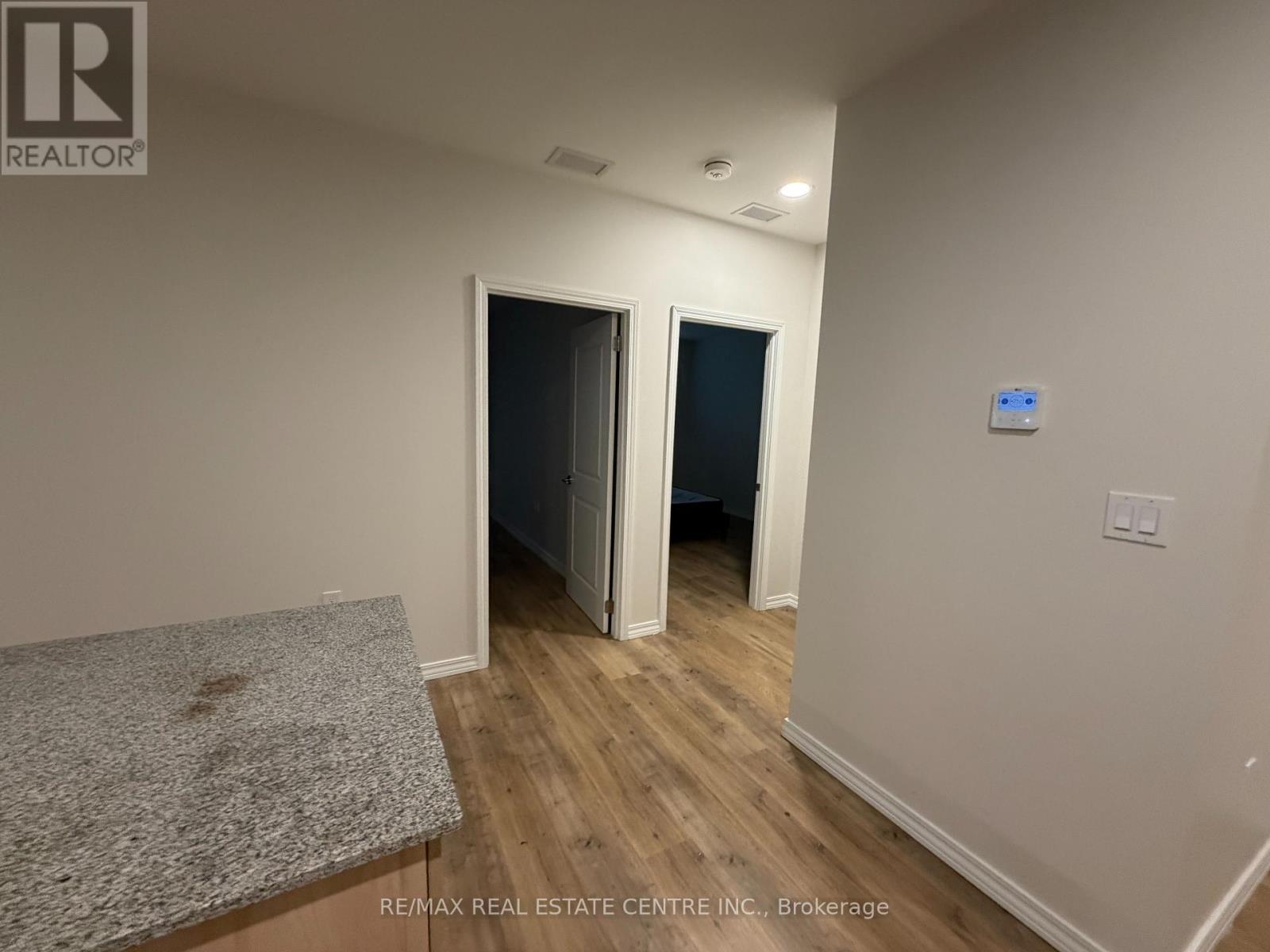 105a - 1098 Paisley Road Property Photo 8