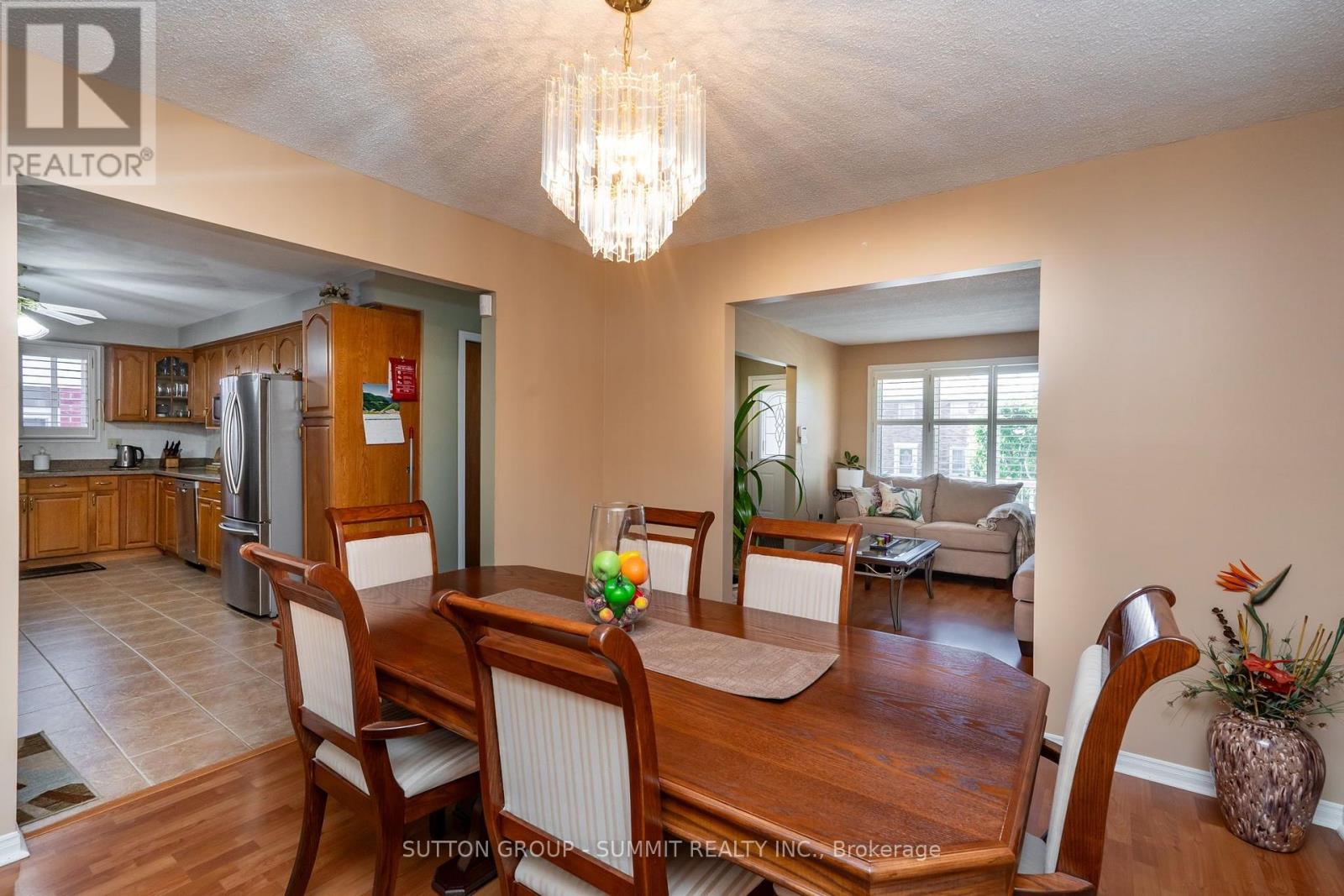 437 Eaglewood Drive Property Photo 8