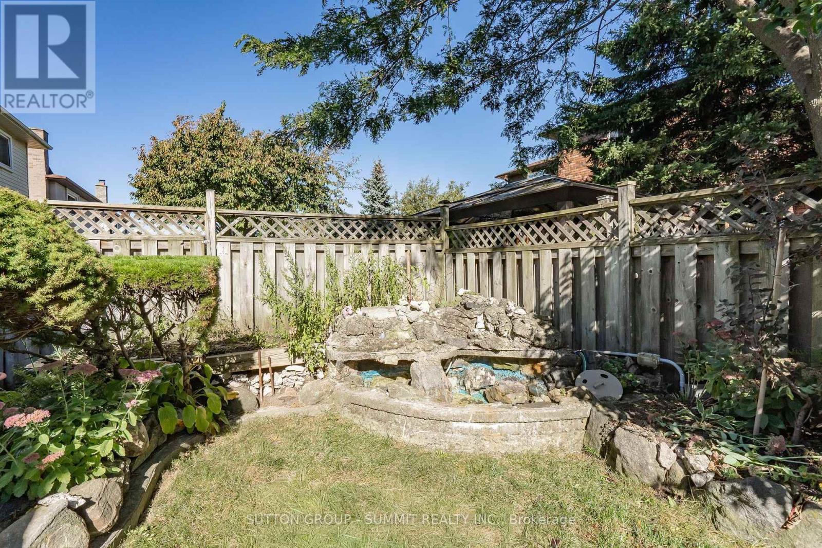 437 Eaglewood Drive Property Photo 32