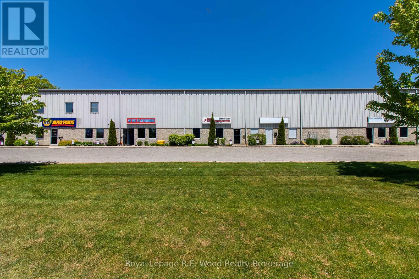 102 Spruce Street Property Photo 2
