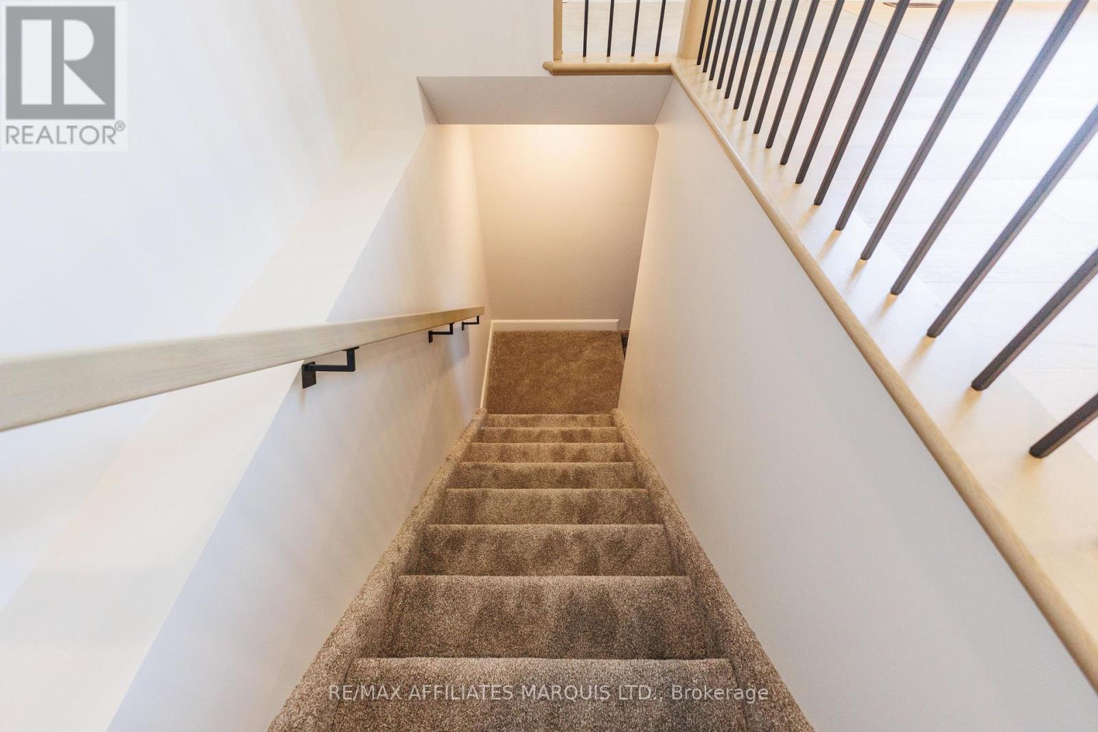 49 Clover Lane Property Photo 13
