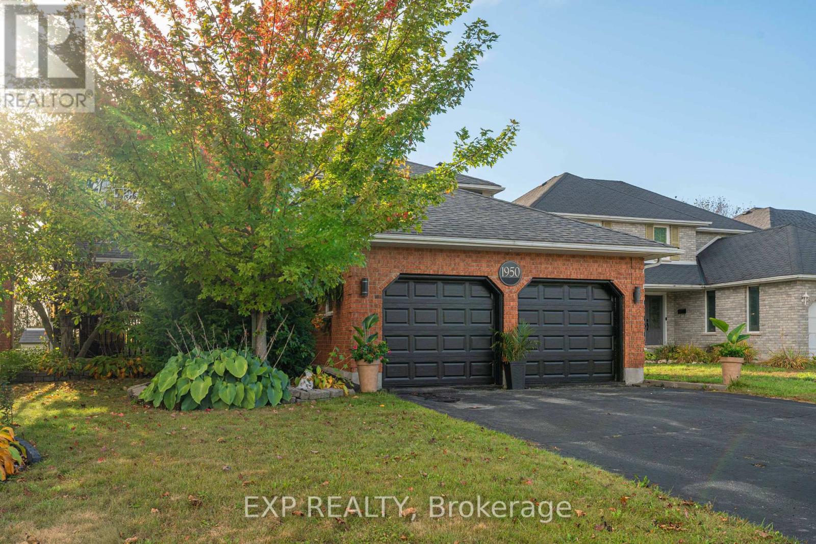 1950 Mapleridge Drive Property Photo 3