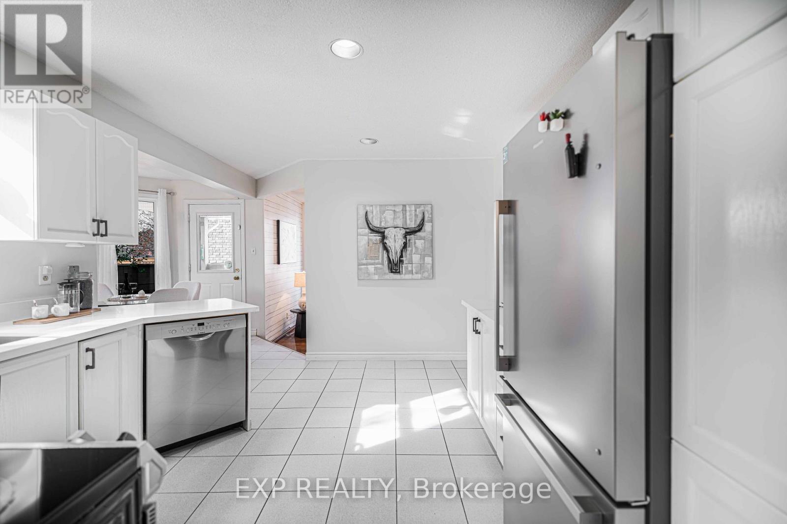 1950 Mapleridge Drive Property Photo 14