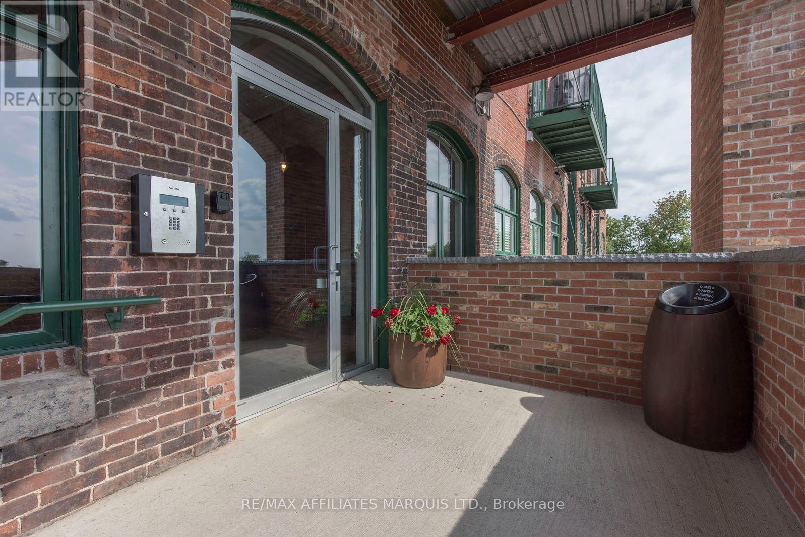307 - 703 Cotton Mill Street Property Photo 4