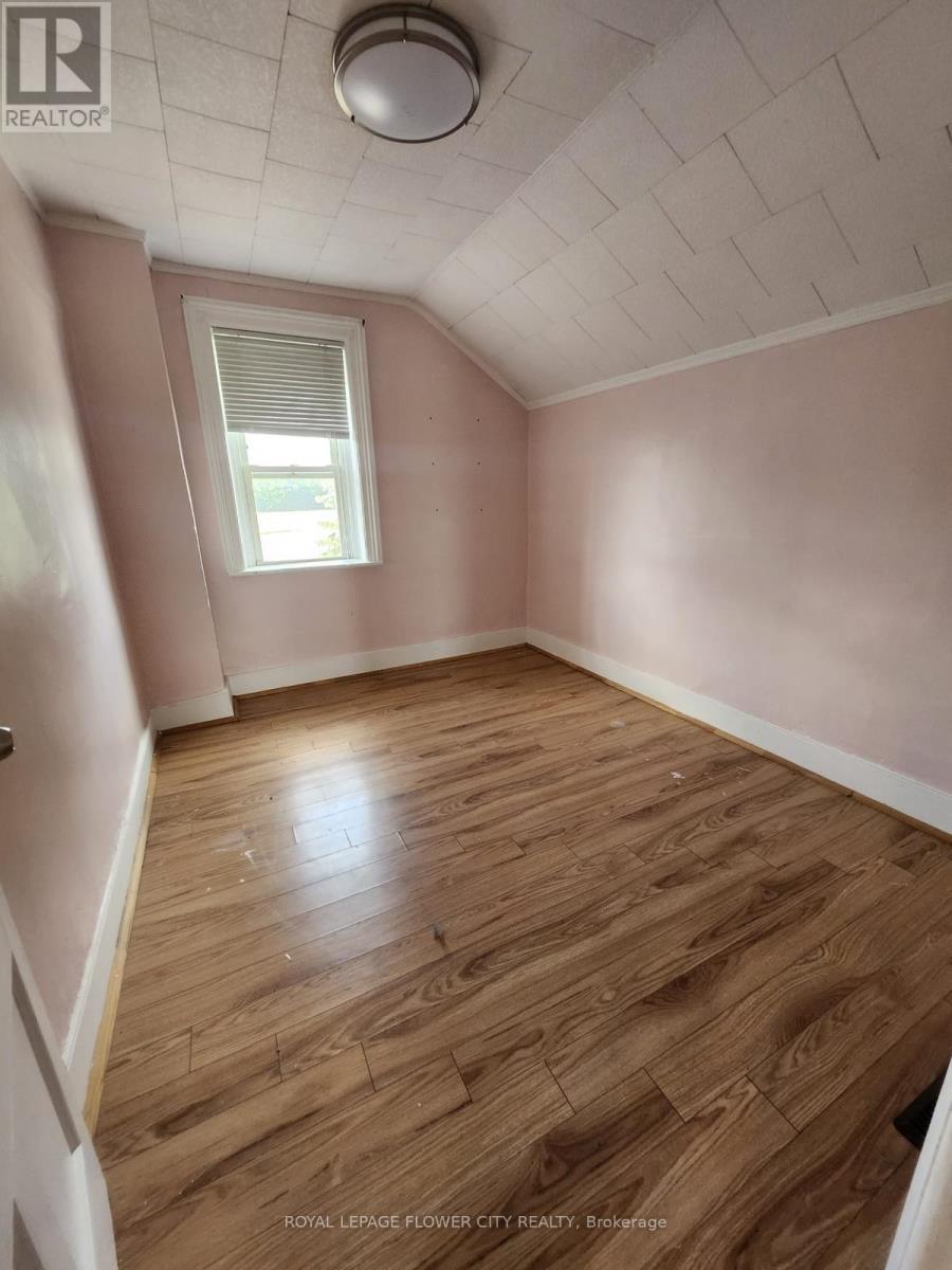 Main - 156097 Highway 10 Property Photo 8